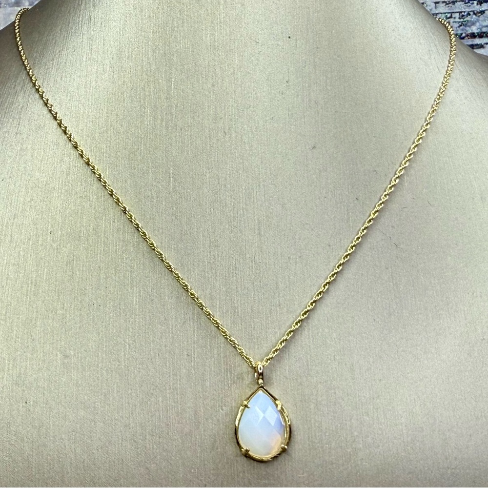 Kendra Scott Kiri Gold Necklace in Opalite